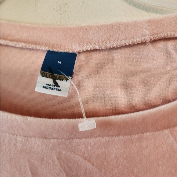 Old navy fleece pink cropped sweatshirt size womens medium - Picture 3 of 3